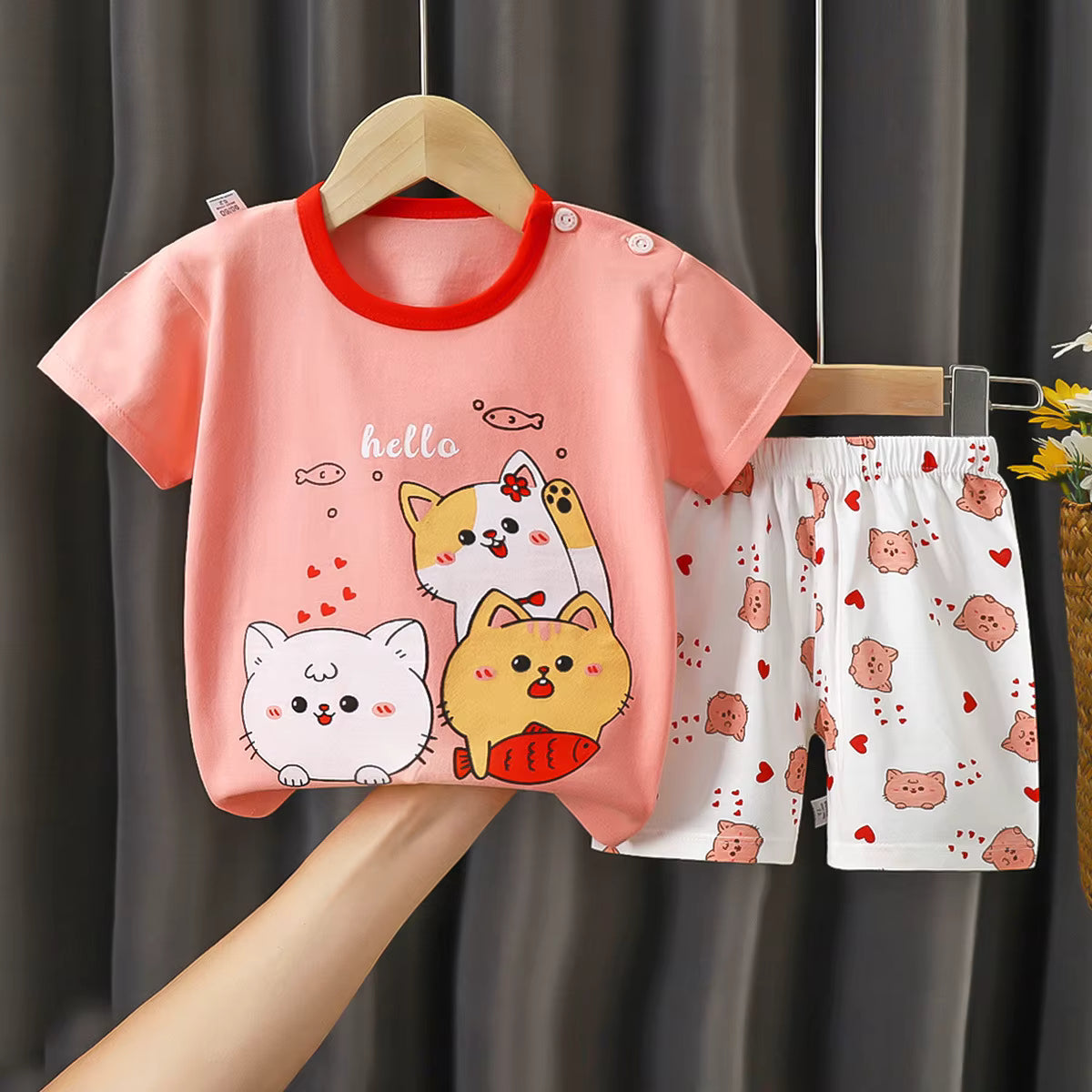 Cute Kitty Print T-Shirt and Shorts Set